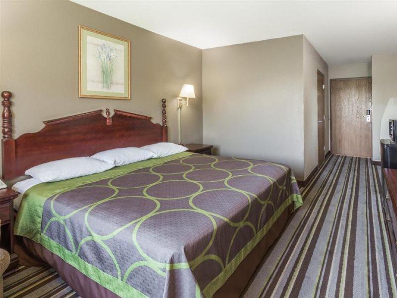 Super 8 By Wyndham 2* Yorkville